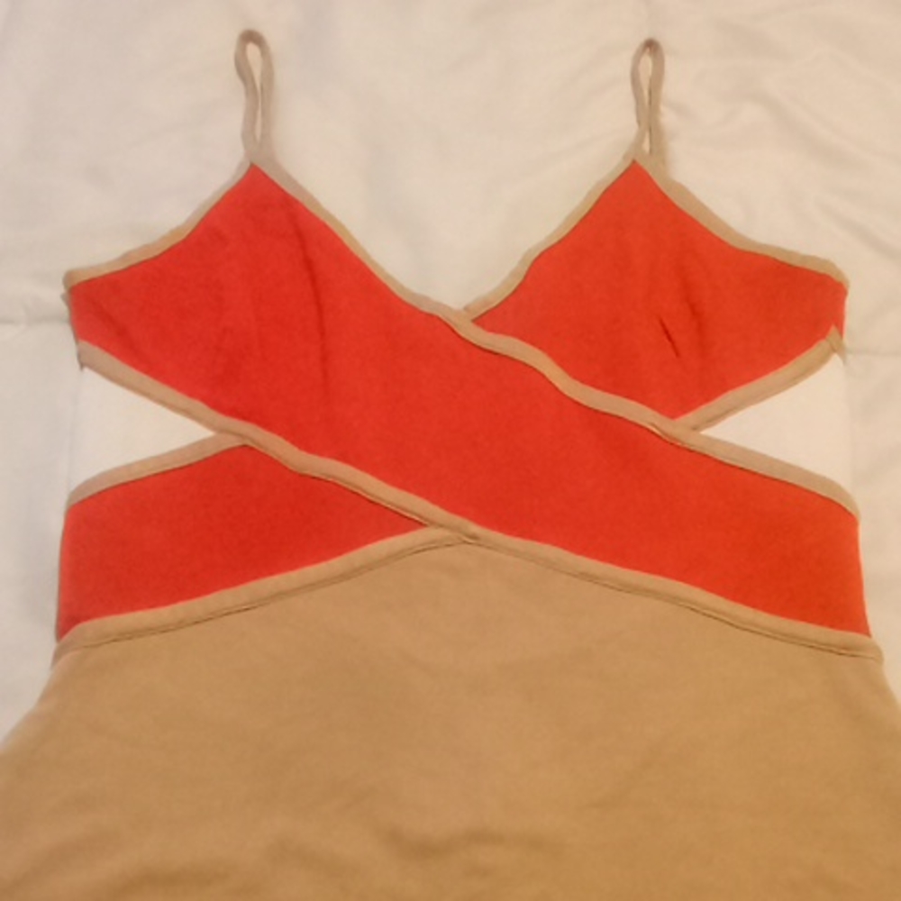 Clothes - Picture 2 of 4